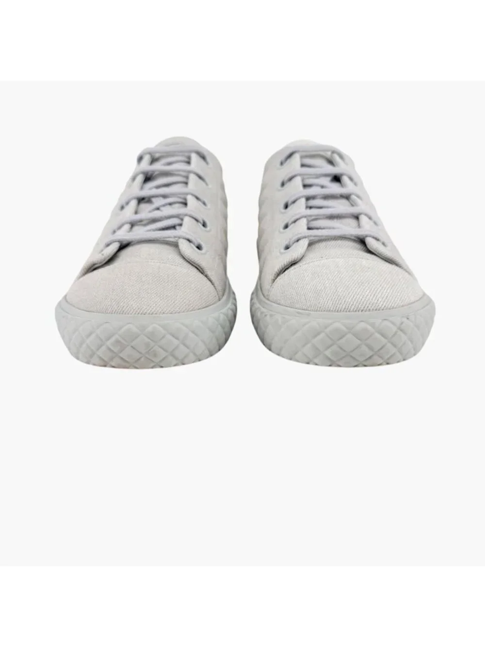 Chanel Quilted Low Top Denim Sneakers Size 39 US 8-8.5 Blue Gray Canvas CC
